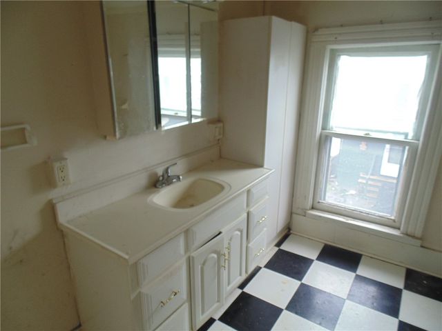 860 Washington Avenue, Irondequoit, NY 14617