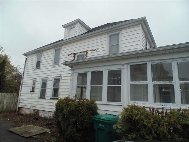 860 Washington Avenue, Irondequoit, NY 14617