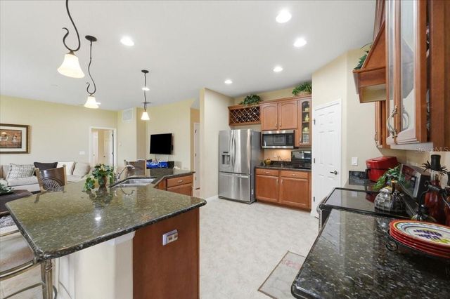268 OAK LANDING LANE, Mulberry, FL 33860