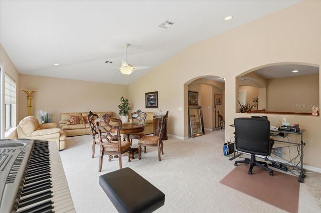 268 OAK LANDING LANE, Mulberry, FL 33860