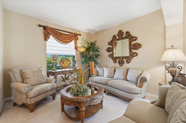268 OAK LANDING LANE, Mulberry, FL 33860