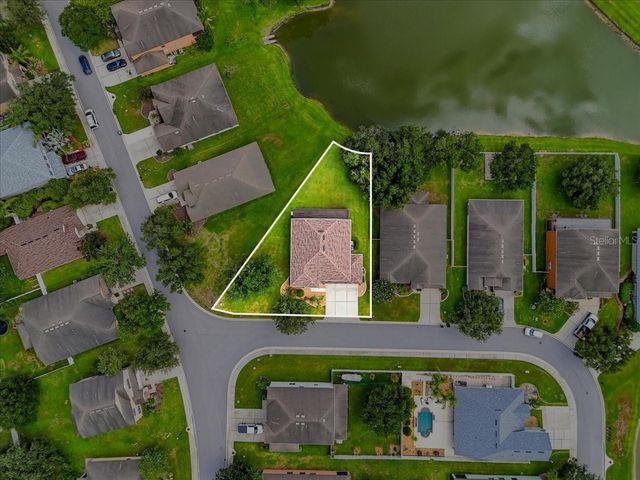 268 OAK LANDING LANE, Mulberry, FL 33860