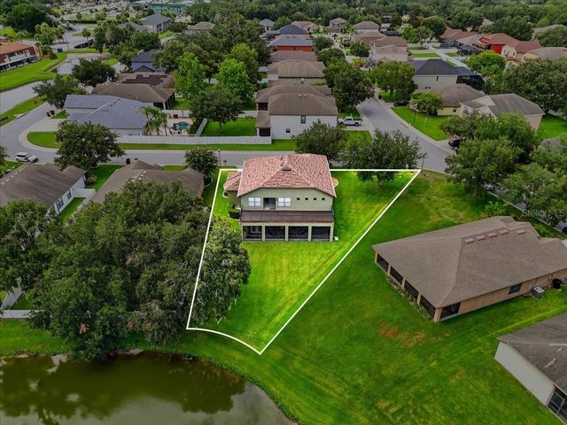 268 OAK LANDING LANE, Mulberry, FL 33860