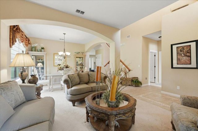268 OAK LANDING LANE, Mulberry, FL 33860
