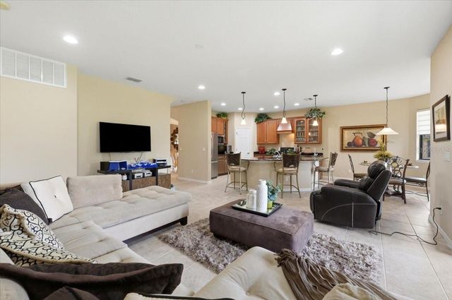 268 OAK LANDING LANE, Mulberry, FL 33860