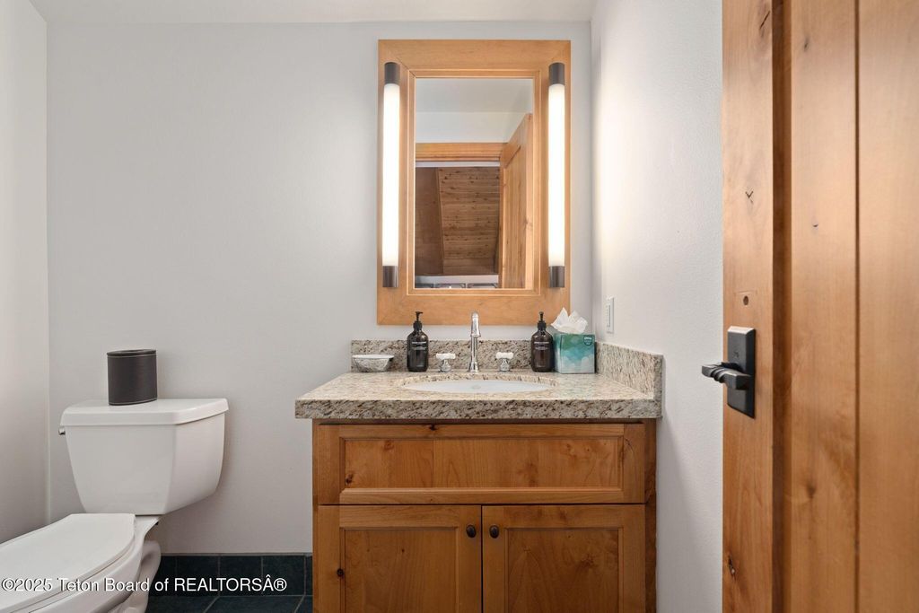 3285 W VILLAGE Drive 404, Teton Village, WY 83025 photo 21