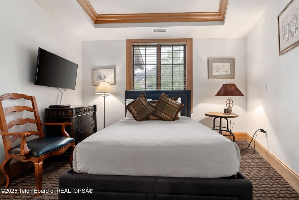 3285 W VILLAGE Drive 404, Teton Village, WY 83025 photo 23