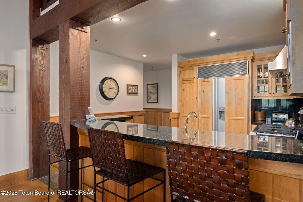 3285 W VILLAGE Drive 404, Teton Village, WY 83025 photo 8