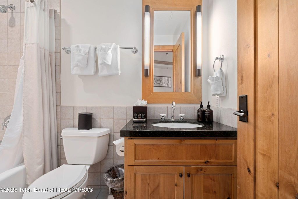 3285 W VILLAGE Drive 404, Teton Village, WY 83025 photo 9