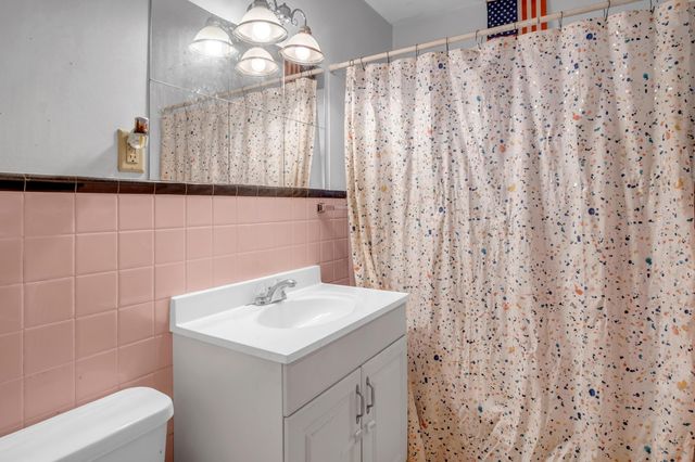 914-916 N Pine St, Newton, KS 67114