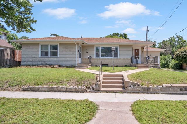 914-916 N Pine St, Newton, KS 67114