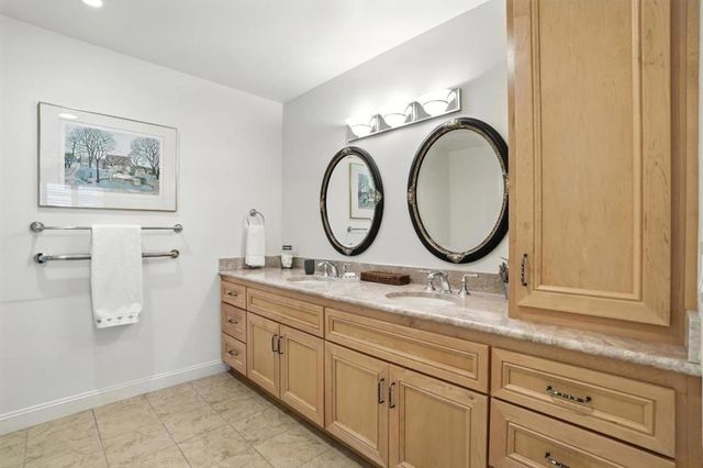 10 Crystal Springs Road 1507, San Mateo, CA 94402
