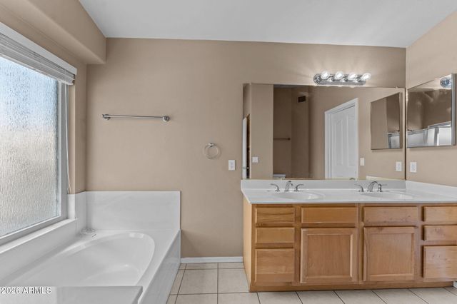 1841 W BROWNING Way, Chandler, AZ 85286