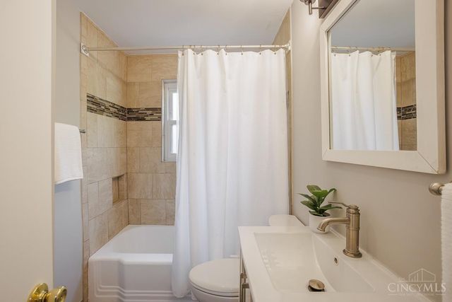 1629 Sutton Avenue, Cincinnati, OH 45230