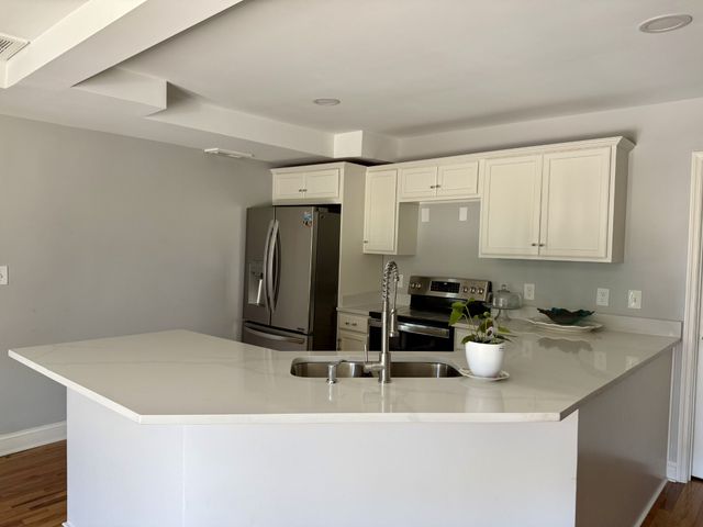 5200 Rockridge Ct, Antioch, TN 37013