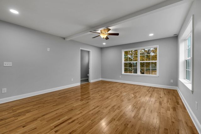 5200 Rockridge Ct, Antioch, TN 37013