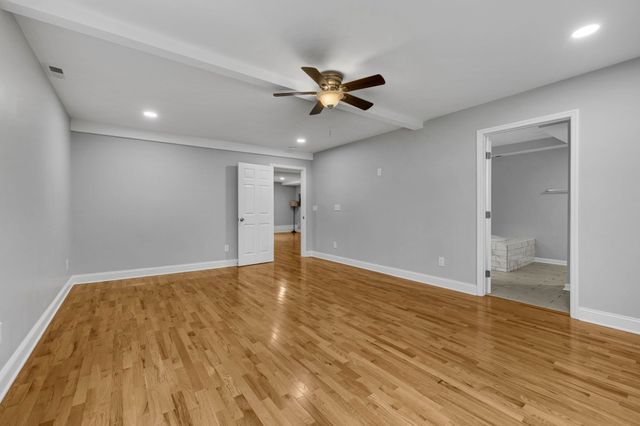 5200 Rockridge Ct, Antioch, TN 37013