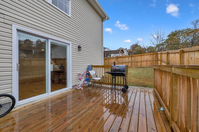 5200 Rockridge Ct, Antioch, TN 37013