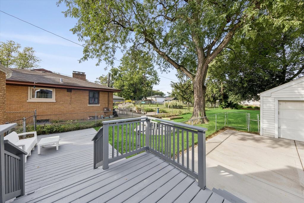 422 S Harvard Avenue, Villa Park, IL 60181 — photo 5
