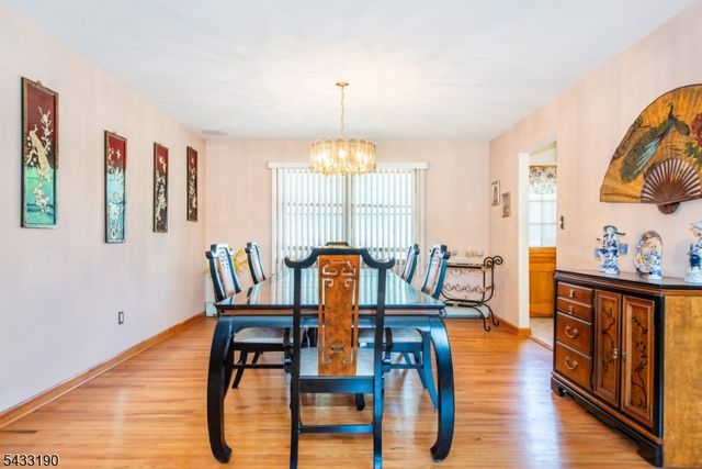 8 Carlos Dr, Fairfield Twp., NJ 07004