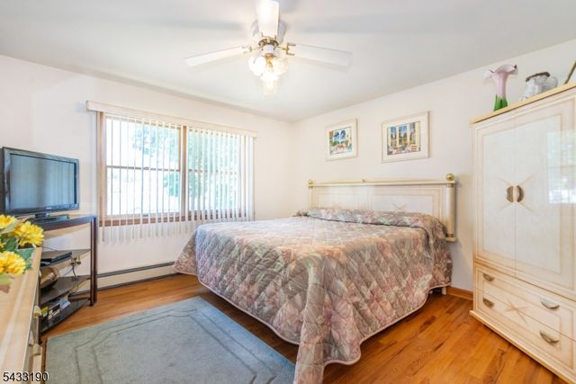 8 Carlos Dr, Fairfield Twp., NJ 07004
