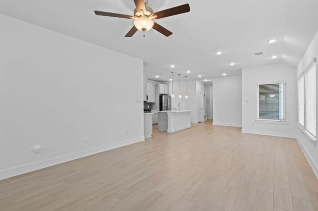 10115 Crescendo Way, Iowa Colony, TX 77583