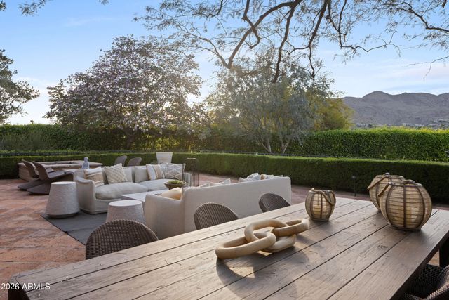 7610 N SHADOW MOUNTAIN Road, Paradise Valley, AZ 85253