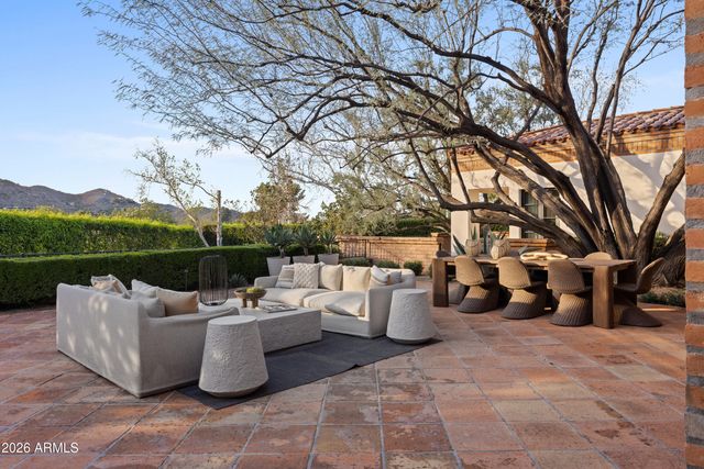 7610 N SHADOW MOUNTAIN Road, Paradise Valley, AZ 85253