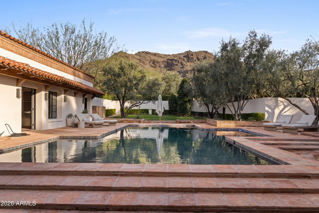 7610 N SHADOW MOUNTAIN Road, Paradise Valley, AZ 85253