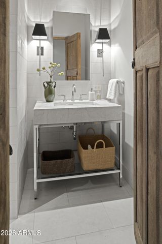 7610 N SHADOW MOUNTAIN Road, Paradise Valley, AZ 85253