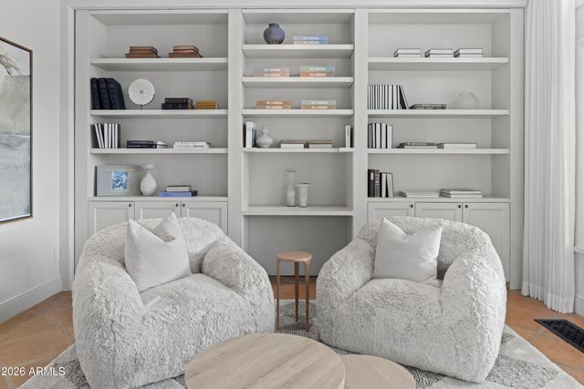 7610 N SHADOW MOUNTAIN Road, Paradise Valley, AZ 85253