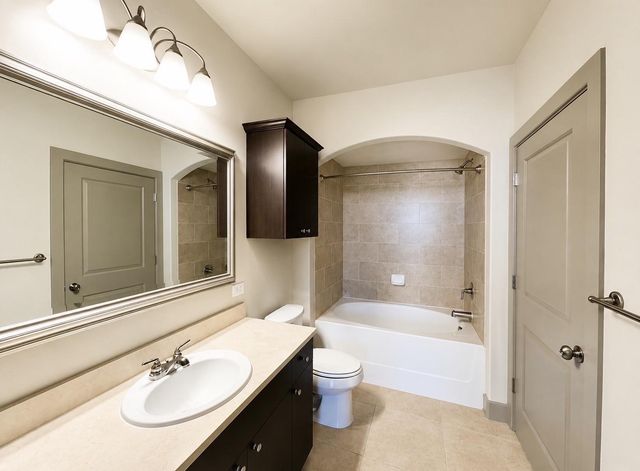 1340 W Gray Street 333, Houston, TX 77019
