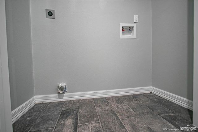 2021 Southridge Drive, Harlingen, TX 78552