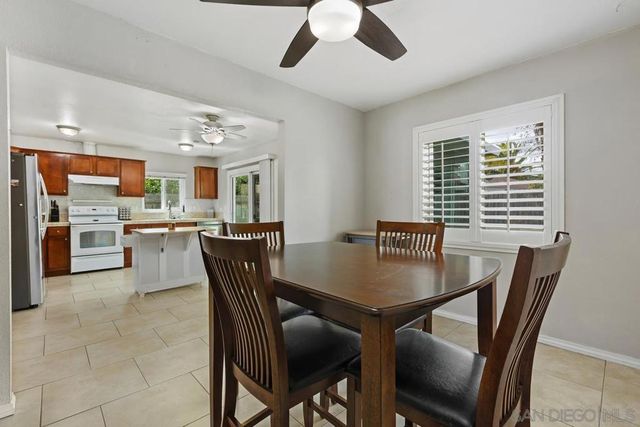 825 Buchanan St., Escondido, CA 92027