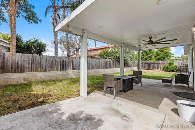 825 Buchanan St., Escondido, CA 92027