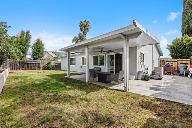825 Buchanan St., Escondido, CA 92027