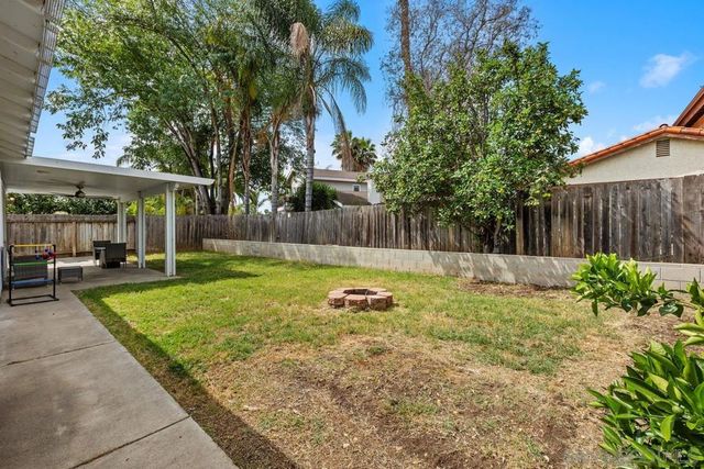 825 Buchanan St., Escondido, CA 92027