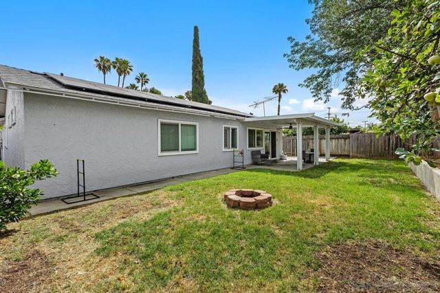825 Buchanan St., Escondido, CA 92027