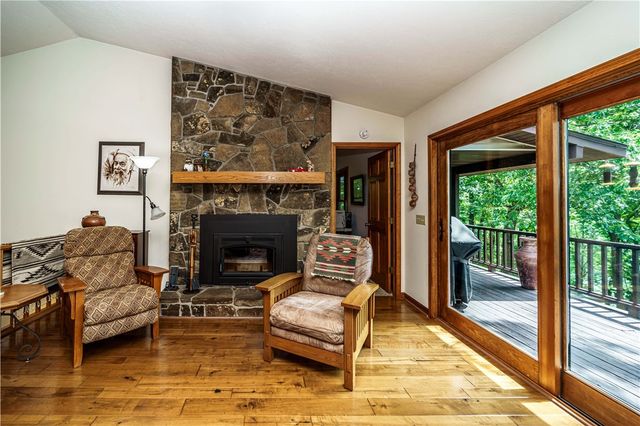 161 Hillcrest Road, Eureka Springs, AR 72631