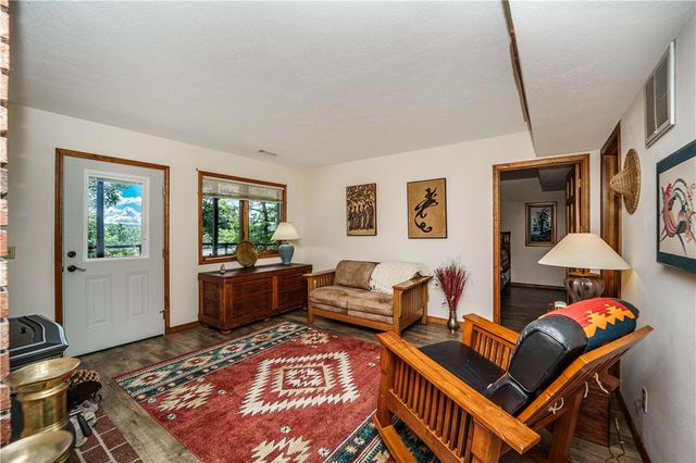 161 Hillcrest Road, Eureka Springs, AR 72631