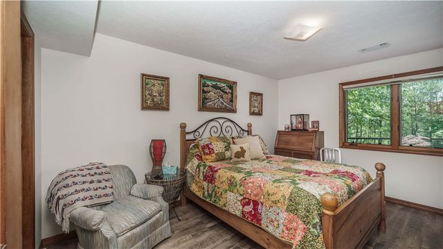 161 Hillcrest Road, Eureka Springs, AR 72631