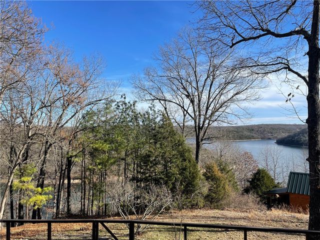 161 Hillcrest Road, Eureka Springs, AR 72631