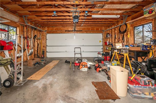 161 Hillcrest Road, Eureka Springs, AR 72631