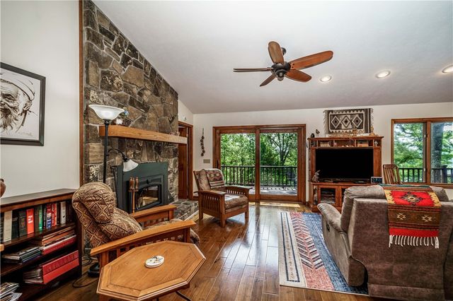 161 Hillcrest Road, Eureka Springs, AR 72631