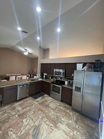 602 QUEENSBRIDGE DRIVE, Lake Mary, FL 32746