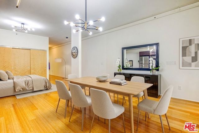1111 S Grand Avenue 706, Los Angeles, CA 90015