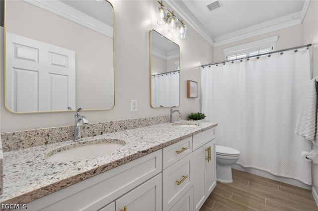 11138 Lakeland CIR, Fort Myers, FL 33913