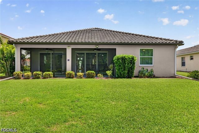 11138 Lakeland CIR, Fort Myers, FL 33913