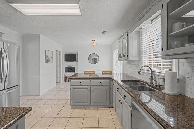 1321 GREY WOLF DR, Collierville, TN 38017