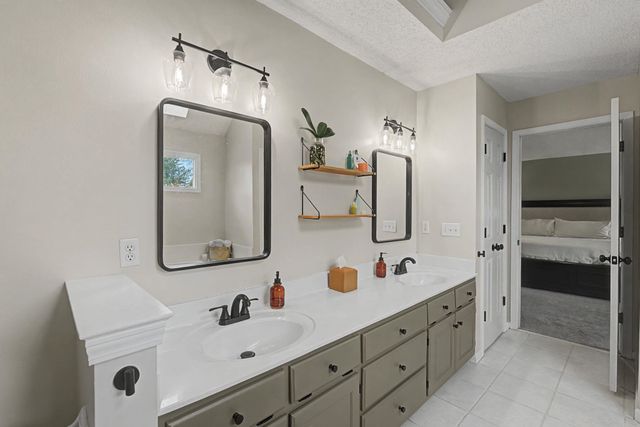 1321 GREY WOLF DR, Collierville, TN 38017